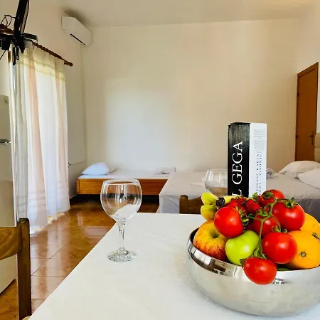 Jico Travel - Bani Lägenhet Vlorë