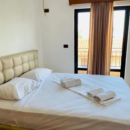 Jico Travel - Bani * Vlorë
